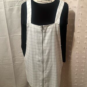 Forever 21 White Grid Pattern Dress